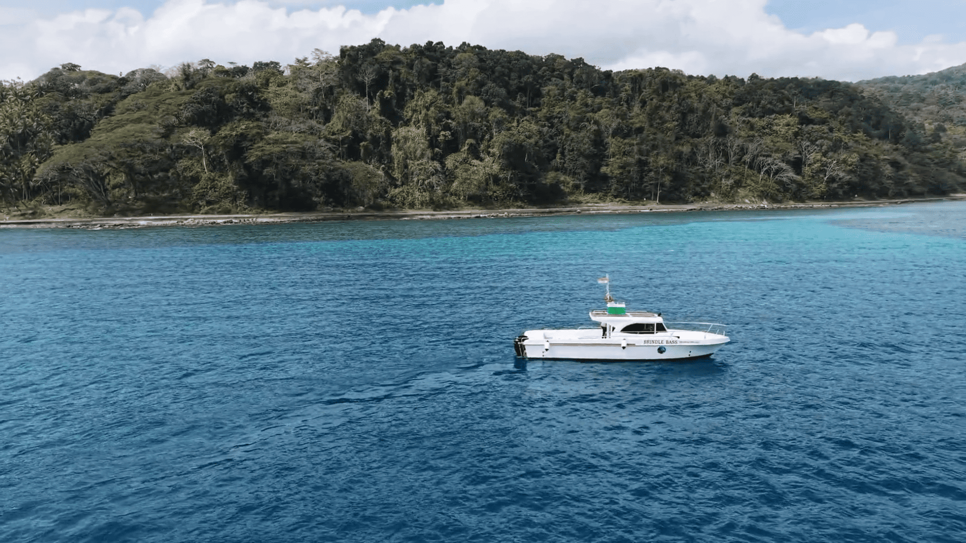 Choosing the Right Private Boat Charter