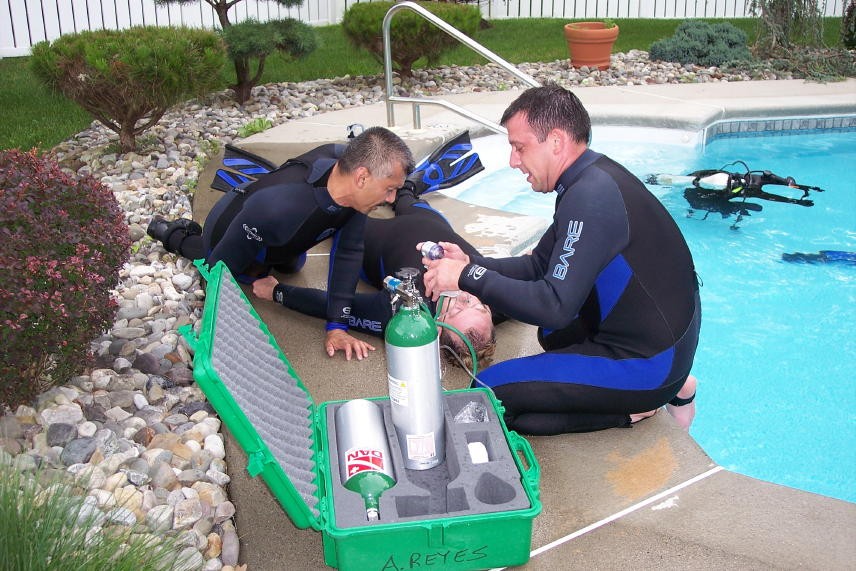 PADI Emergency First Responder Course in Havelock Island