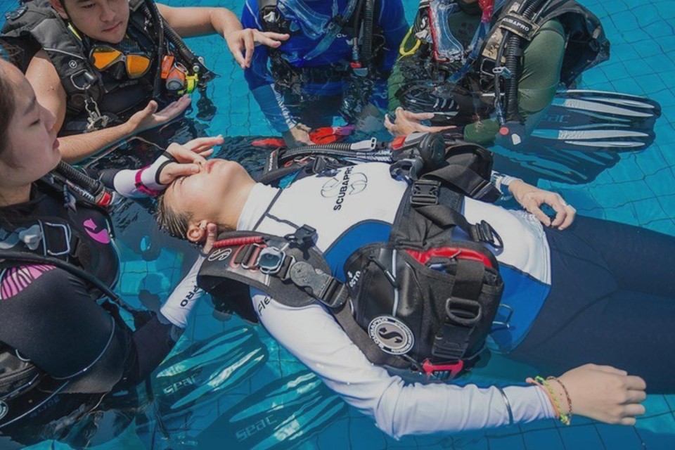 PADI Rescue Diver Course in Havelock Island